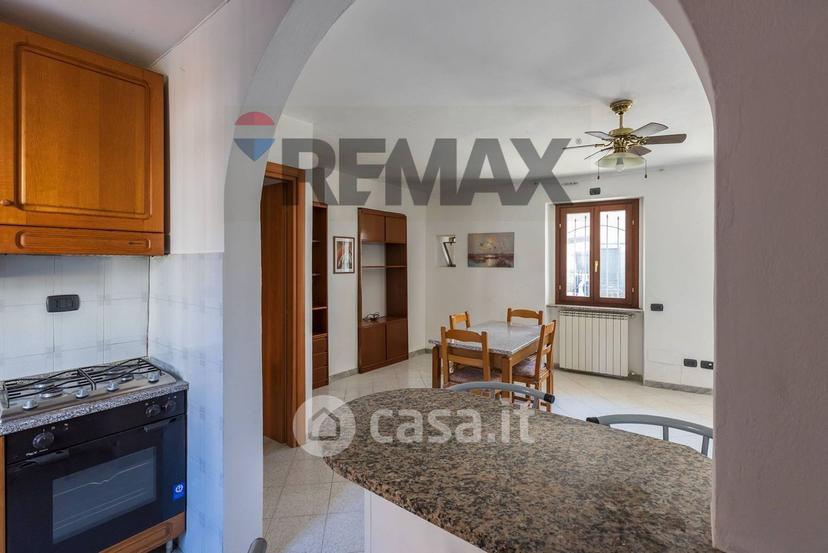 Trilocale in Via G. Pascoli 18 — foto 16 di 23