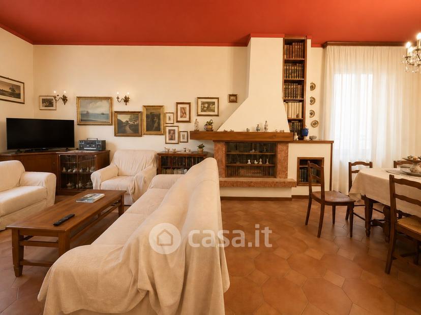 Villa in Via Zara — foto 14 di 47