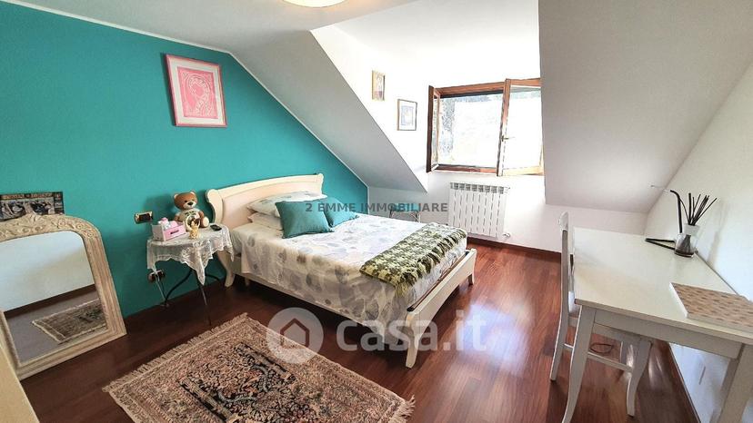 Villa in Via delle Begonie — foto 16 di 29