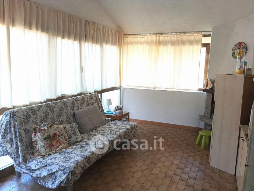 Trilocale in Via Cristoforo Colombo — foto 13 di 17