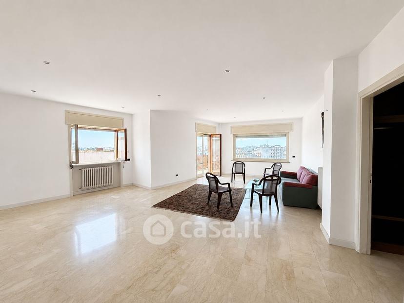 Appartamento in Via Cavour 47 — foto 2 di 20
