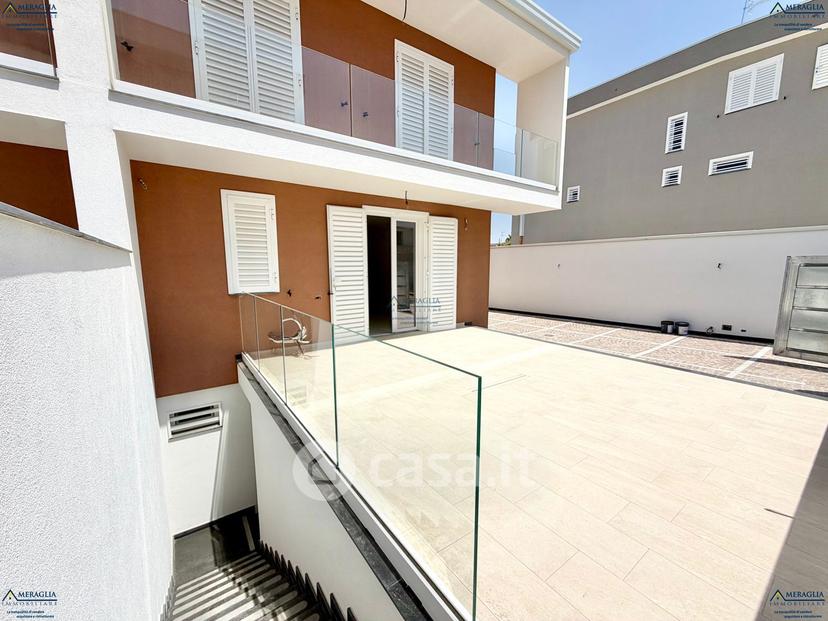 Villa in Via Francesco Saverio Nitti — foto 13 di 31