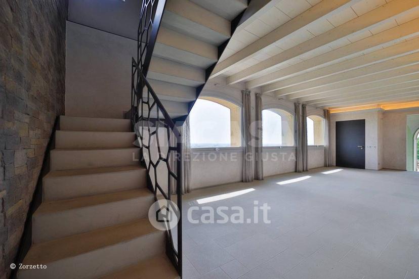 Villa in Via Belvedere 37 — foto 49 di 95