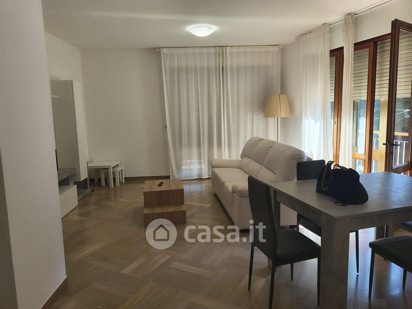 Stanza in Corso Milano 103