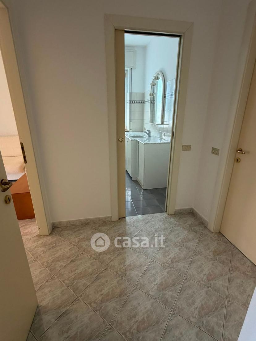 Trilocale in Via San Carlo 6 — foto 29 di 102
