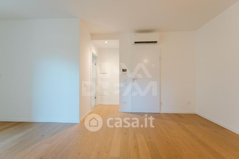 Trilocale in Corso Milano 103 — foto 21 di 31