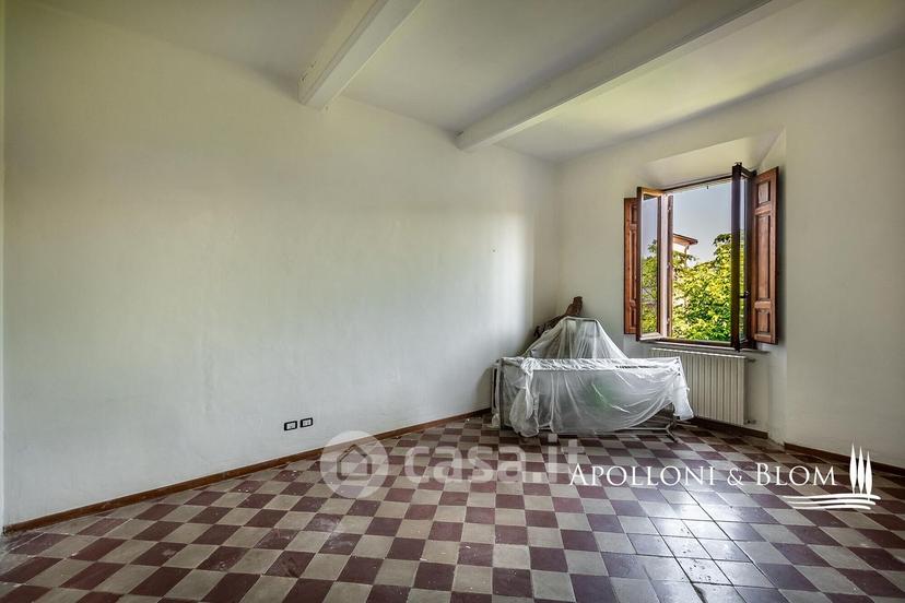 Villa in Via Due Giugno 21 — foto 28 di 44