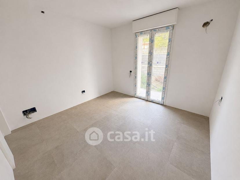 Trilocale in Via Petrarca — foto 8 di 18