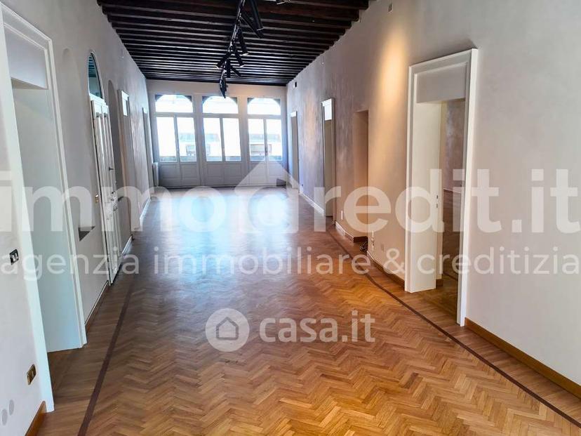Appartamento in Via Indipendenza 4 — foto 4 di 28