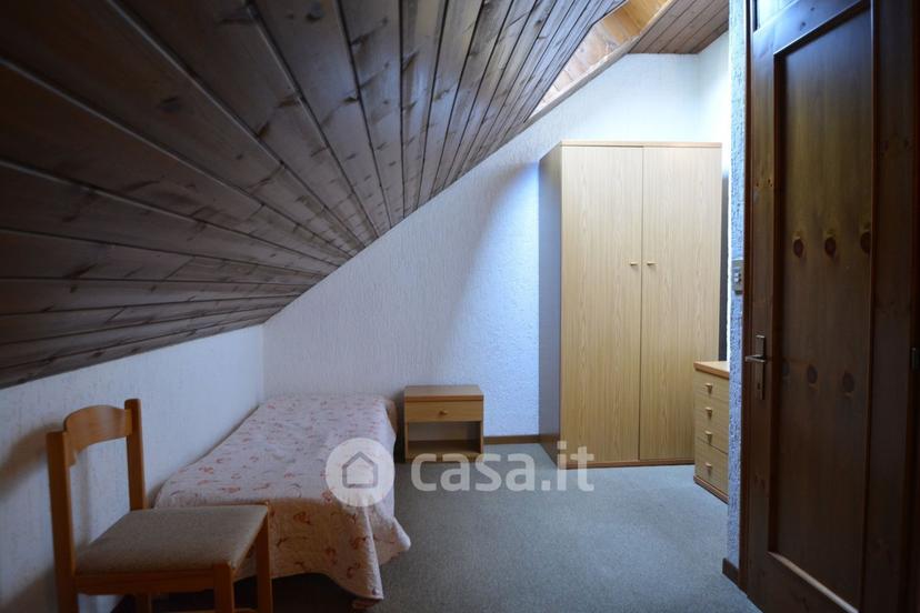 Quadrilocale in Via Camona 6 — foto 12 di 17