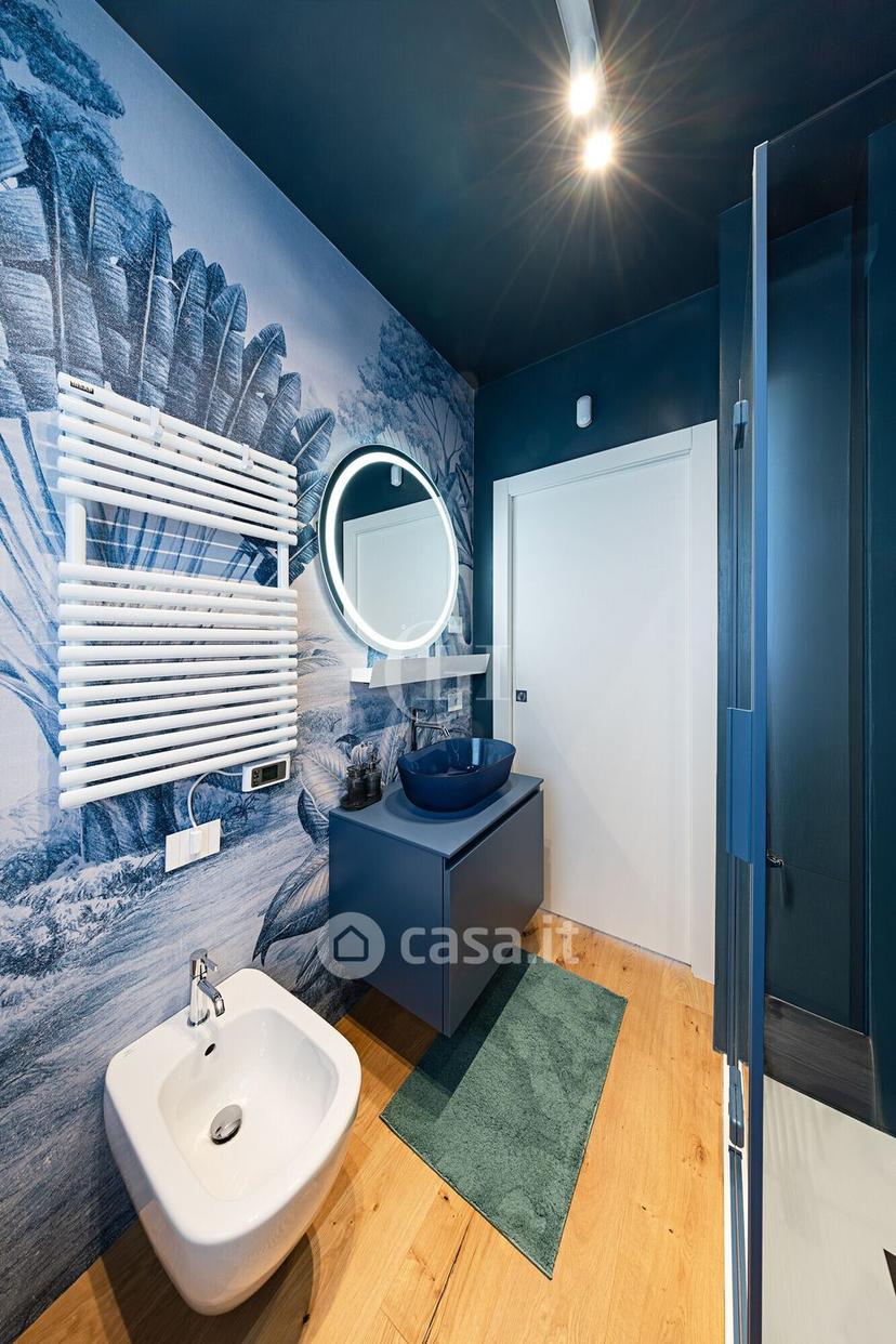 Villa in Via Bottego 2 — foto 15 di 51