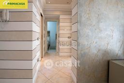 Trilocale in Viale Ugo Foscolo 104