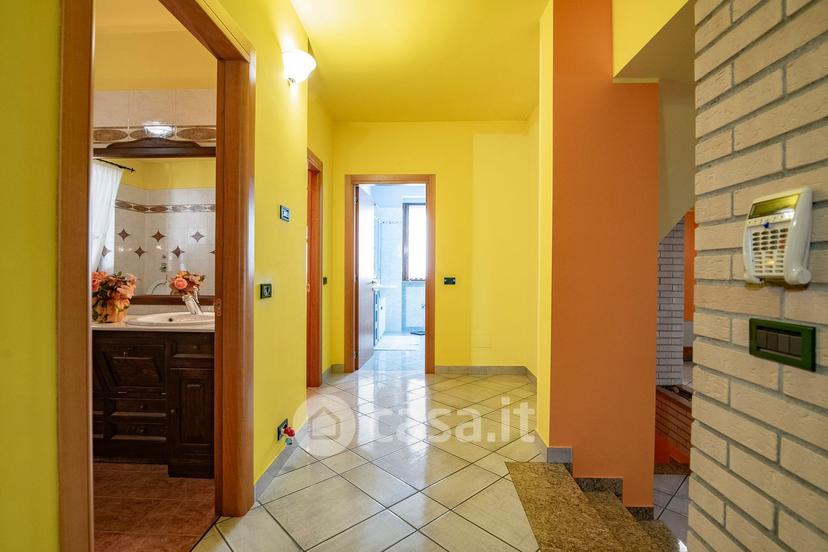 Villa in Via Sandro Pertini 21 — foto 35 di 83