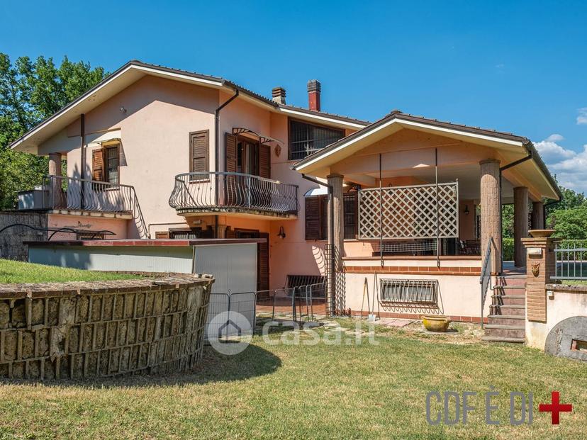 Villa in Via Collerelle — foto 29 di 35