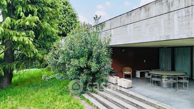 Villa in Via Giosuè Carducci 20 a — foto 163 di 182