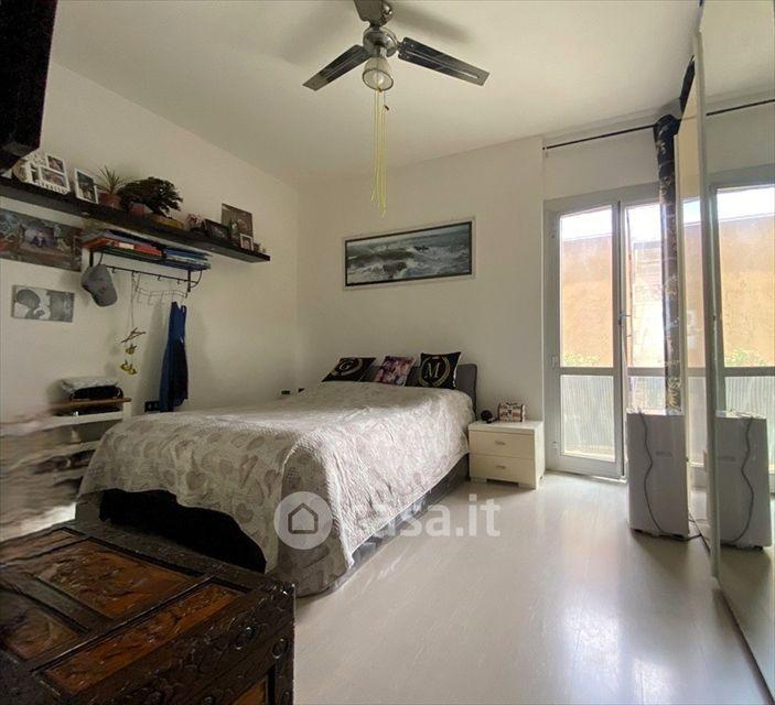 Trilocale in Via Fieschi 40 — foto 11 di 20