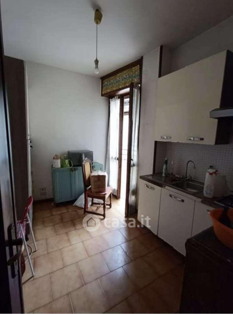 Trilocale in Via Massimo d'Azeglio 87 — foto 8 di 12