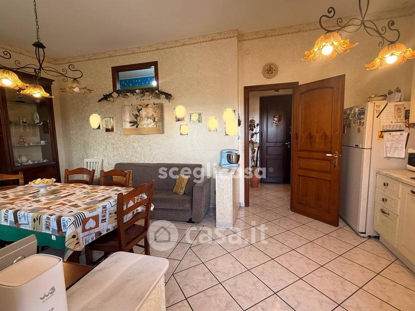 Trilocale in Via Giacomo Leopardi 49 — foto 7 di 9