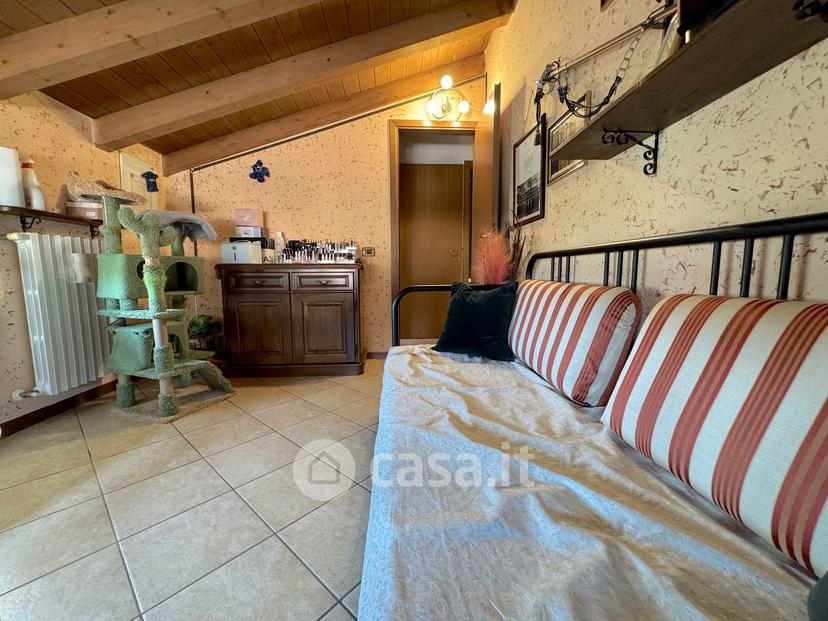 Quadrilocale in Via Federico Confalonieri — foto 11 di 45
