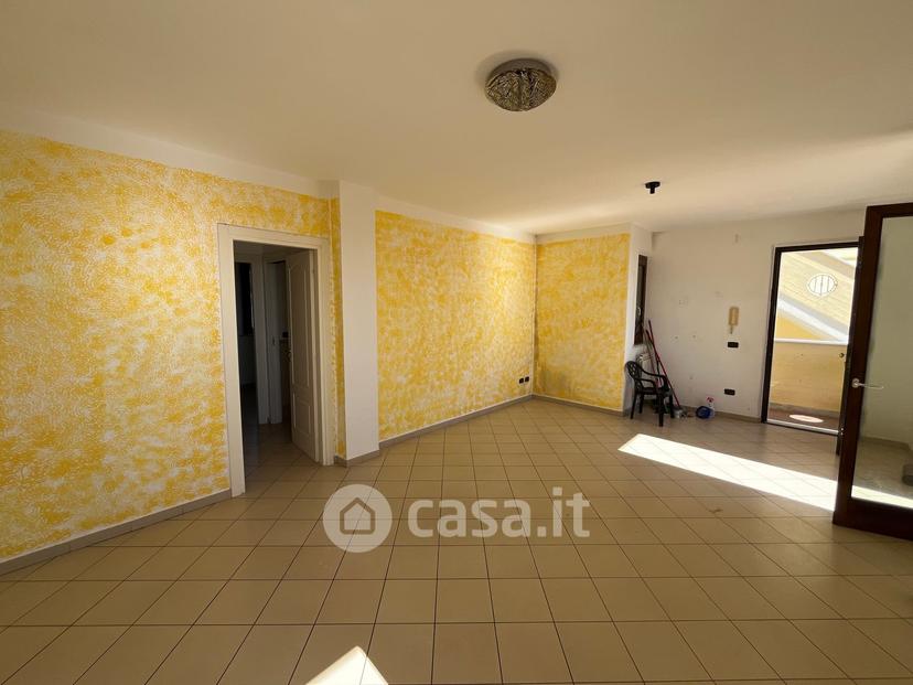 Trilocale in Via Bergiola — foto 2 di 23