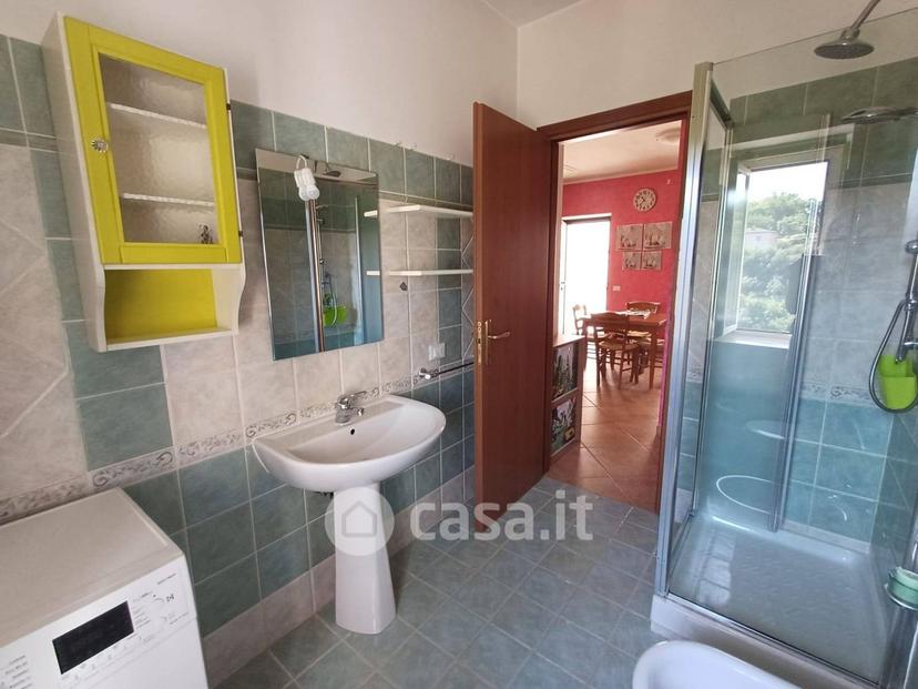 Trilocale in Via San Antonio 10 a — foto 18 di 24