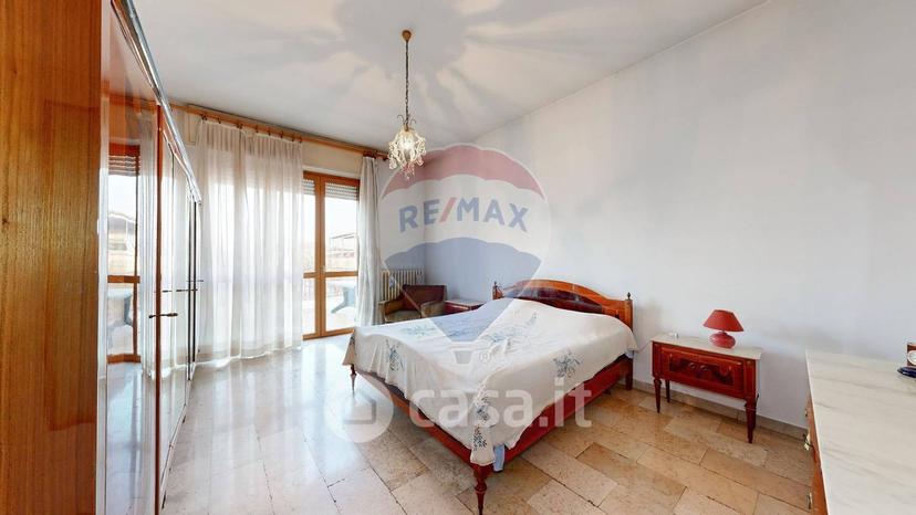 Villa in Via Muoni 15 — foto 16 di 44