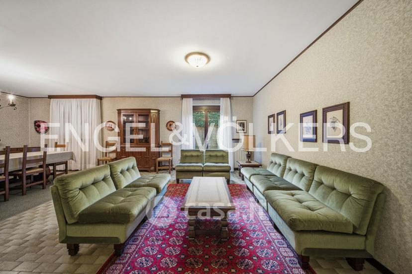 Villa in Via Ingegner Giacomo Tovo 8 — foto 8 di 40