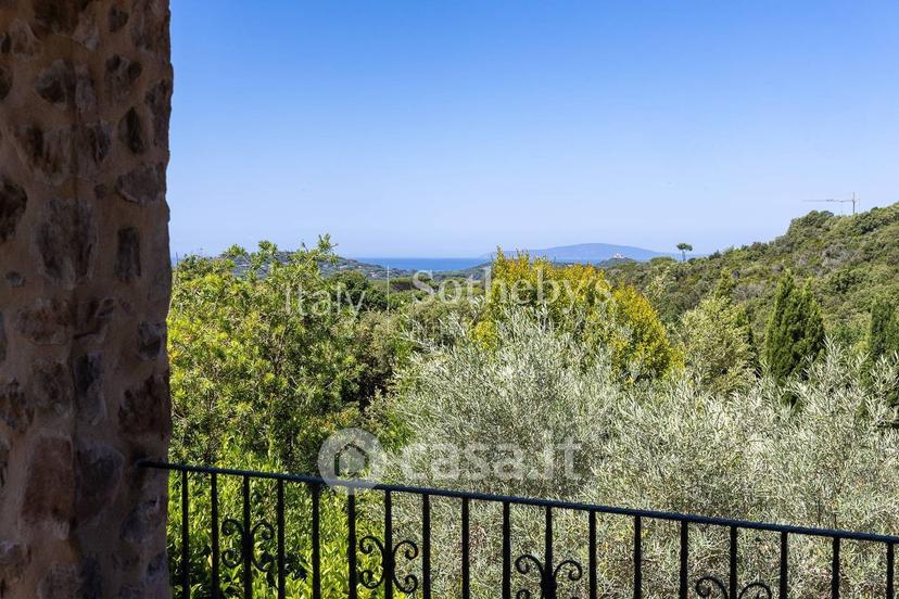 Villa in Via dello Scoiattolo — foto 9 di 34