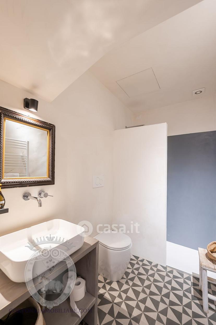 Appartamento in Via S. Margherita 11 — foto 18 di 34