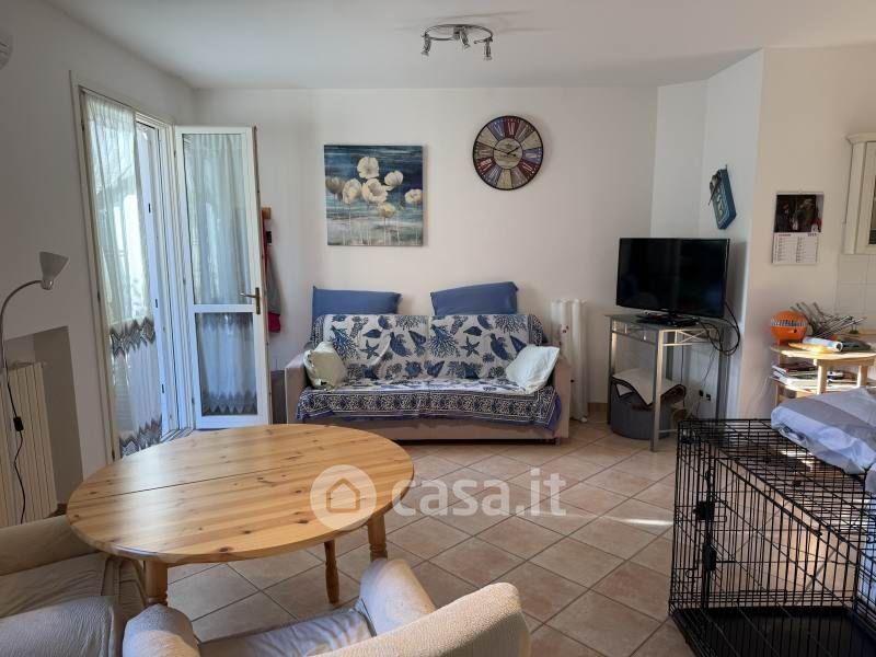 Trilocale in Via Civezza 48 — foto 3 di 44