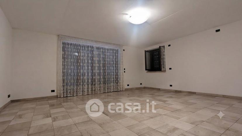 Villa in Via Rosselli 27