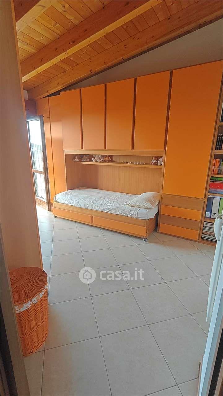 Trilocale in Via Peschiera 20 — foto 27 di 48