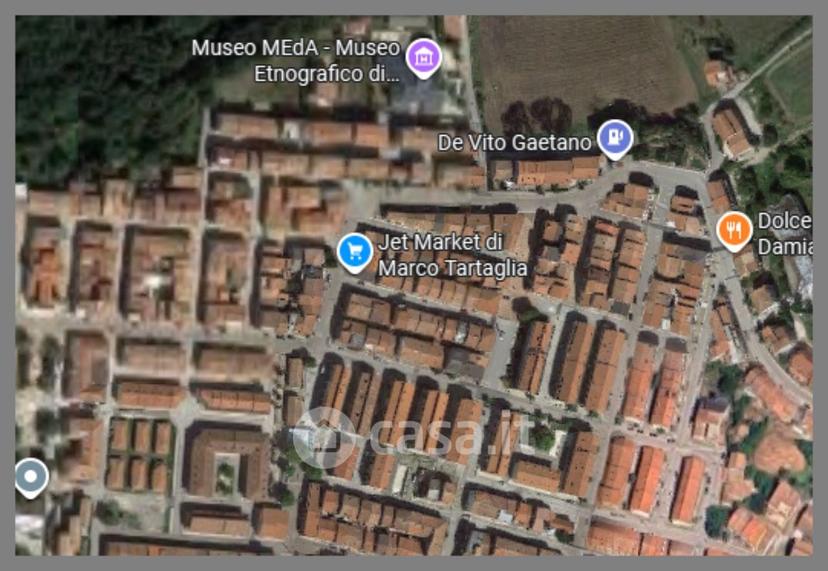 Quadrilocale in Via Tribuni — foto 26 di 32