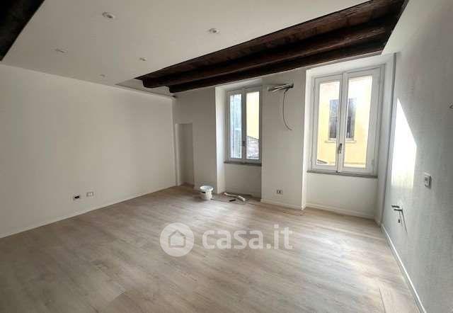 Trilocale in Via Milano 116 — foto 12 di 21