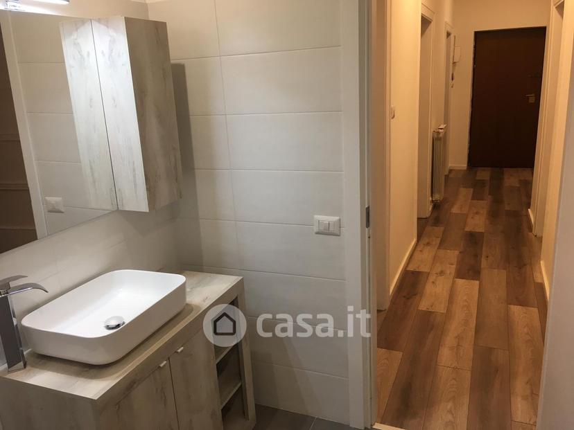 Stanza in Via Perinetto da Benevento 56 — foto 11 di 14