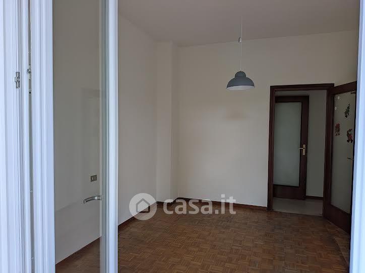 Trilocale in Via Carlo Amati 58 — foto 19 di 52