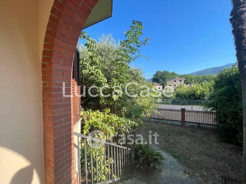 Villa in Via dei Ceccotti 95 — foto 14 di 61