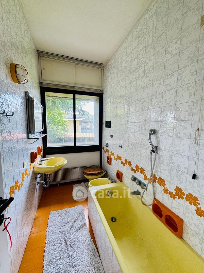 Villa in Via Giosuè Carducci 20 a — foto 89 di 182