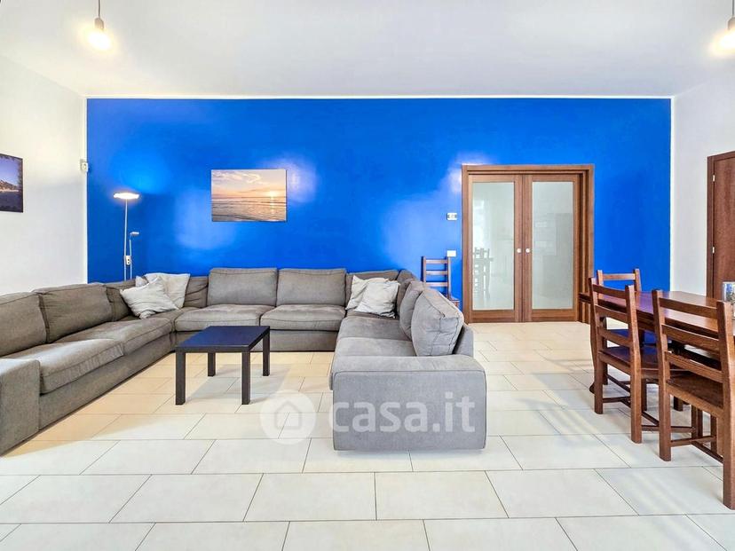 Villa in Viale Ugo Foscolo 46 — foto 15 di 70