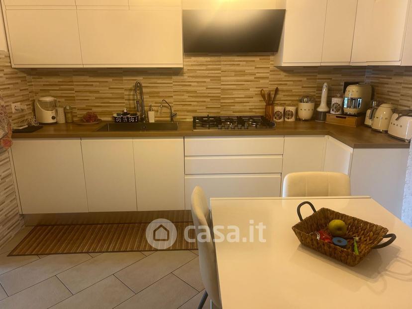Trilocale in Via Don Carlo Colnaghi 14 — foto 14 di 24