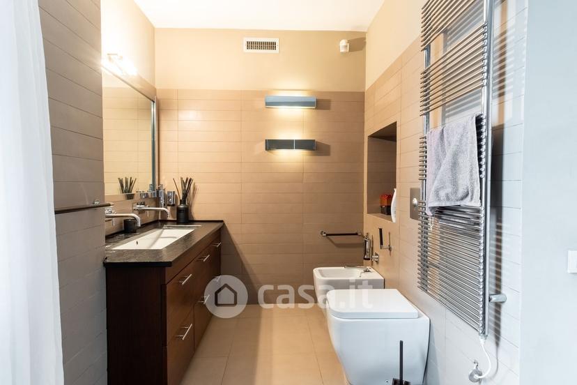 Villa in Via Alessandro Manzoni — foto 44 di 54