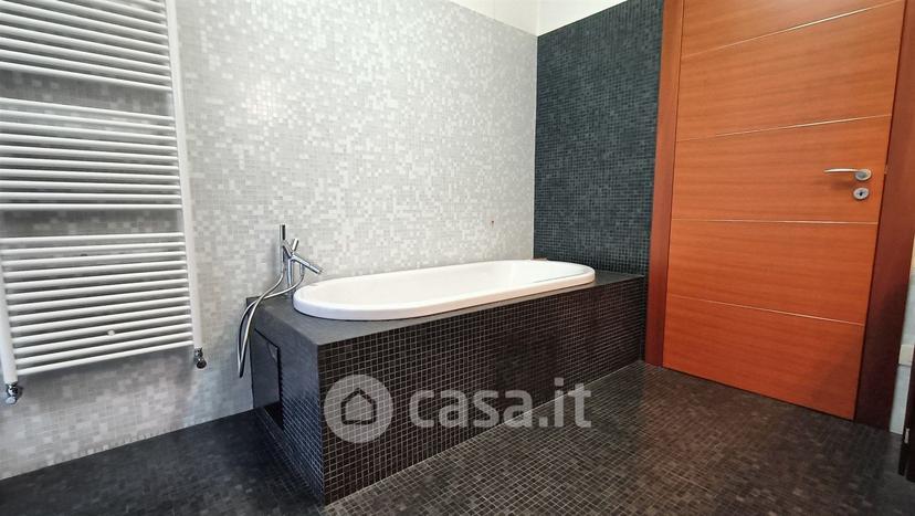 Quadrilocale in Via Donatori del Sangue — foto 50 di 56