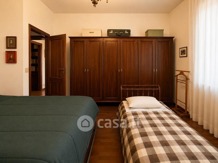 Villa in Via Zara — foto 46 di 47