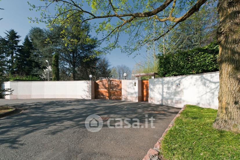 Villa in Via Alcide de Gasperi — foto 29 di 45
