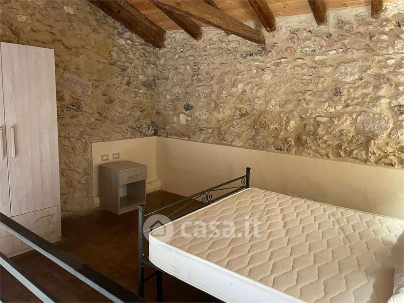 Bilocale in Via Santa Teresa — foto 2 di 8