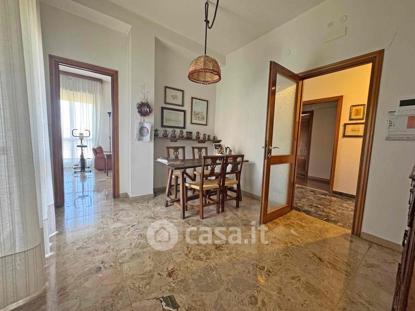 Quadrilocale in Via Tiziano 1 — foto 32 di 35