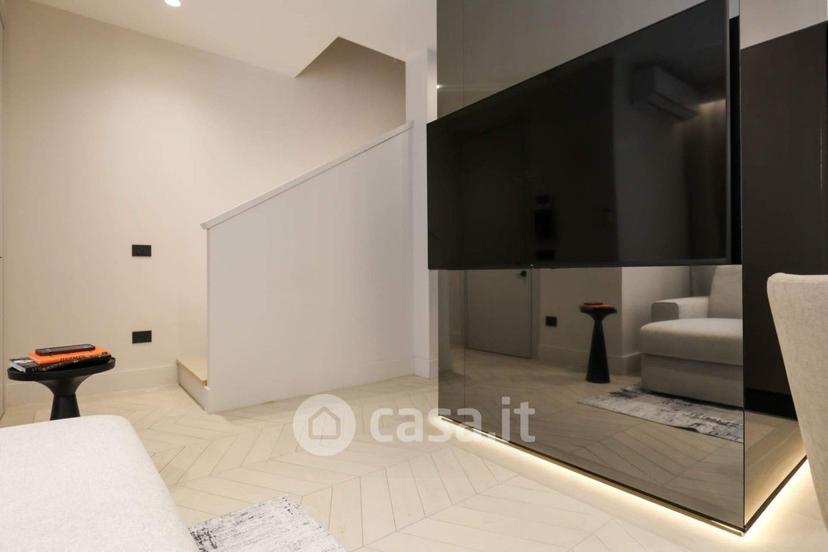 Quadrilocale in Via Tigellio 18 — foto 16 di 19