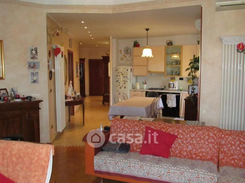 Appartamento in Via Nizza 8 — foto 8 di 49