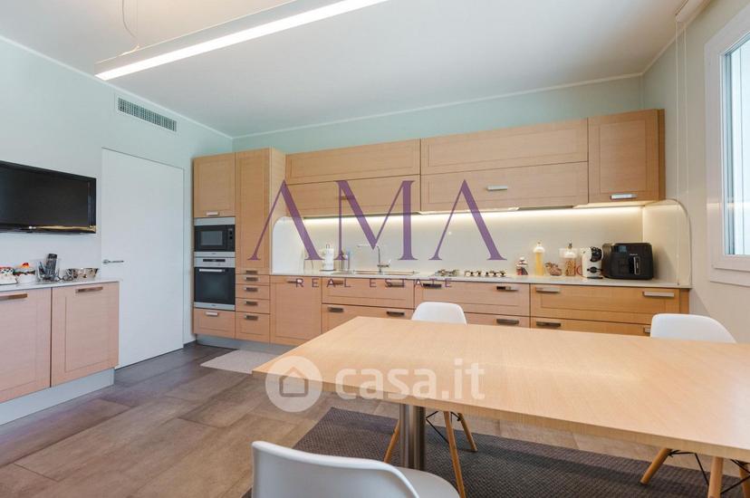 Villa in Via Gemona — foto 35 di 42
