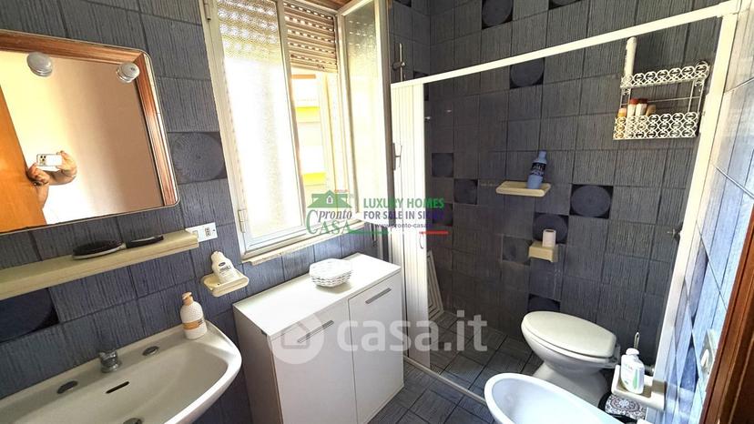 Appartamento in Via Capri — foto 21 di 23